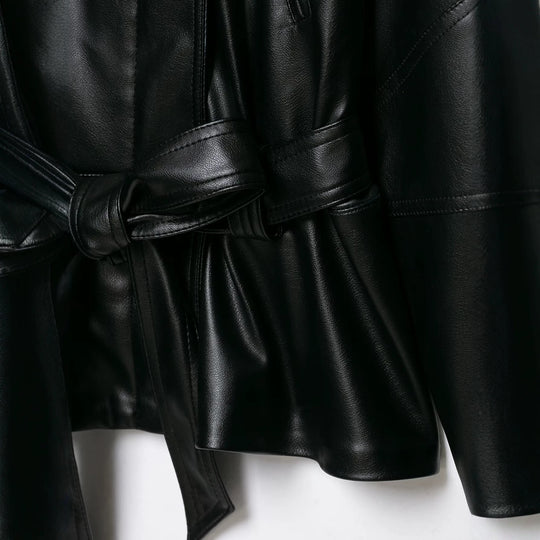 Damen Taillierter Kunstleder-Blazer mit Bindegürtel und Schalkragen Shop Nory