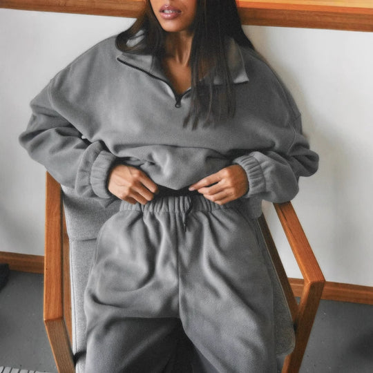 Damen Ultraweiches Fleece-Relaxset mit Stehkragen, halbem Reißverschluss und elastischer Schlupfhose Shop Nory