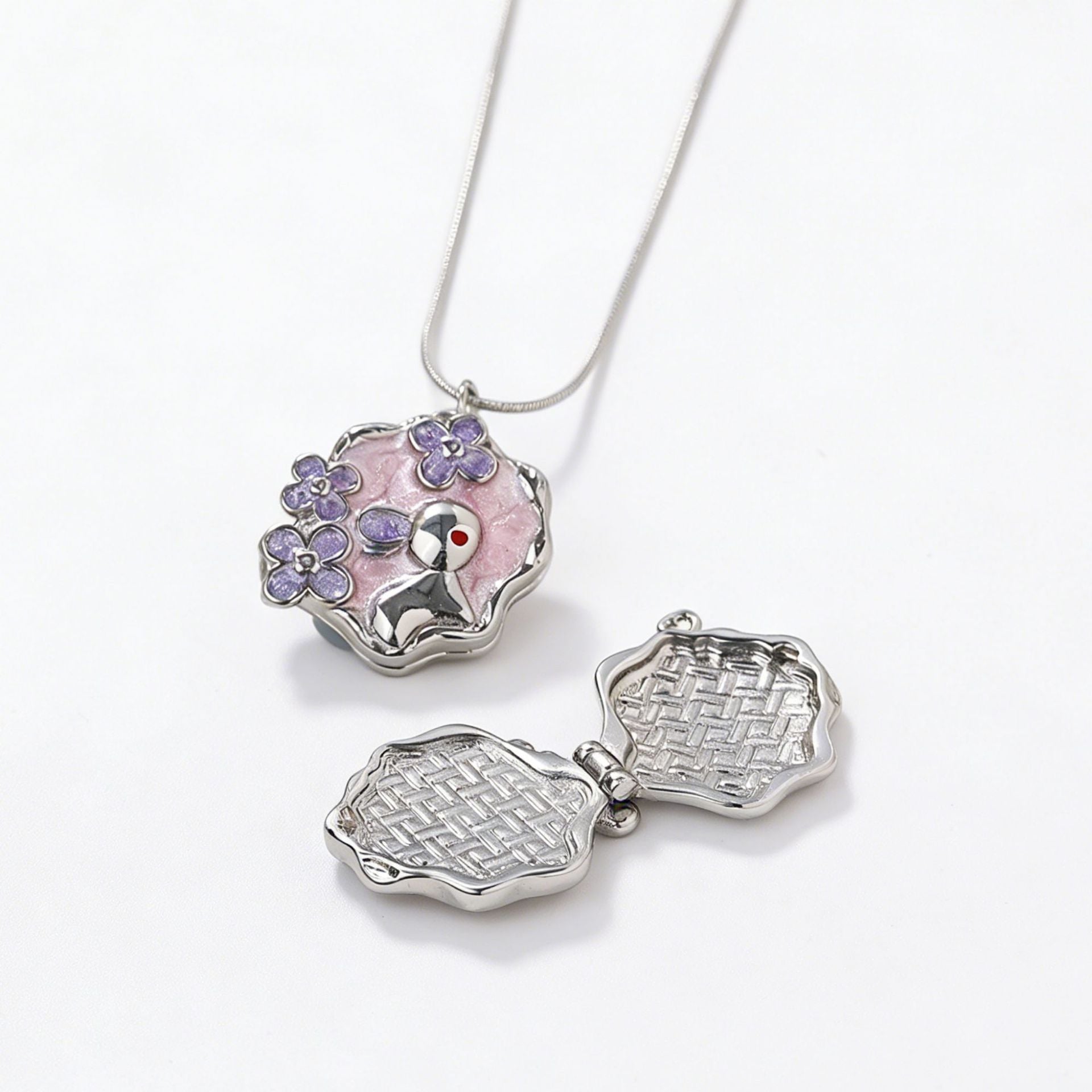 Damen filigraner Anhänger mit Kinder-Motiv und Blumendekor Shop Nory