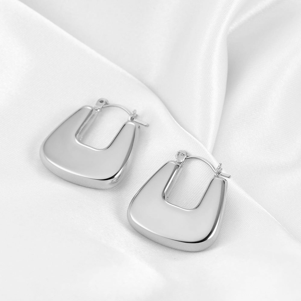 Damen Ohrringe im eleganten, geschwungenen Design Shop Nory