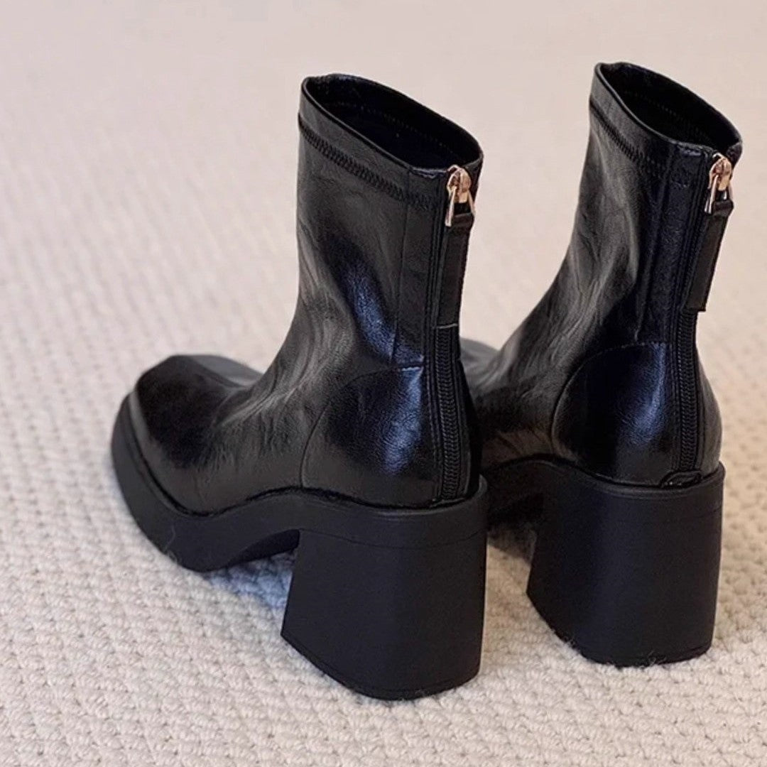 Damen elegante Stiefeletten mit moderner Silhouette und robustem Blockabsatz