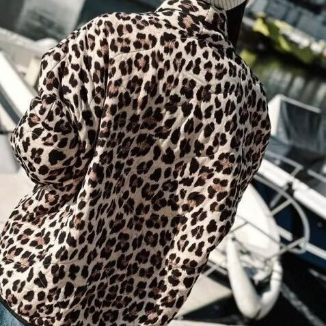 Damen Gefütterte Kurzjacke im Leopardenmuster mit Schalkragen und Paspelierung Shop Nory