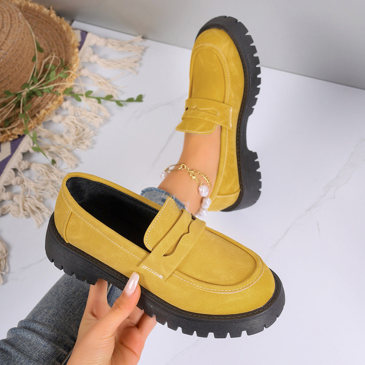 Damen Mokassins mit rutschfester Profilsohle und modischem Wildlederlook Shopnory