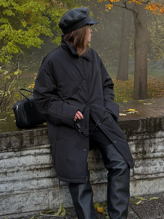 Damen Übergangs-Wintermantel mit minimalistischer Steppung, hochschließendem Kragen und Druckknopfverschluss Shop Nory