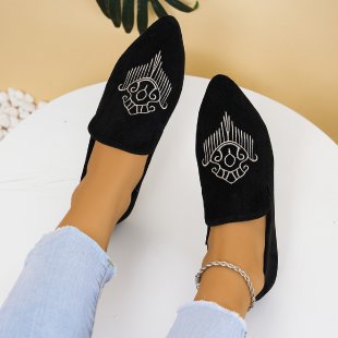 Damen Bestickte Velours-Loafer mit spitzer Zehenpartie und rutschfester Gummisohle Shop Nory