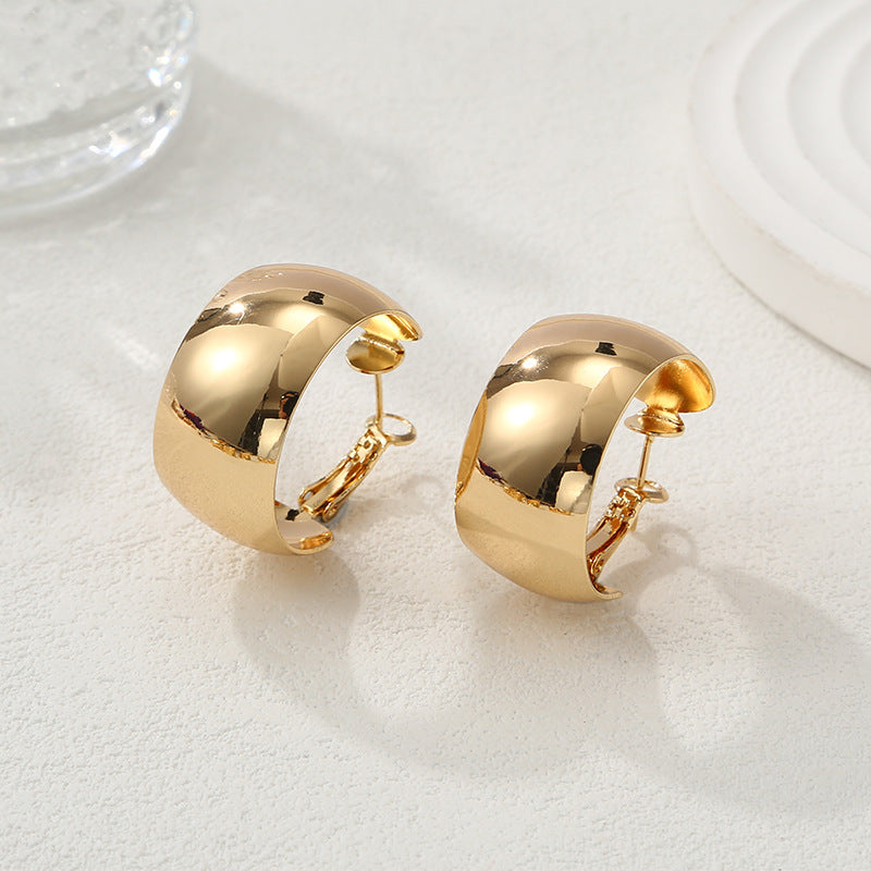 Damen Creolen mit elegantem, modernem Design Shop Nory