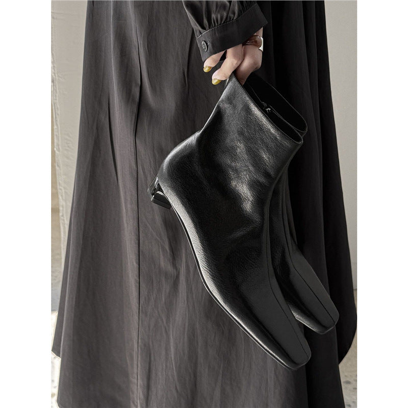 Damen Elegante Leder‑Ankle‑Boots mit quadratischer Zehenform, kurzem Sculpted‑Absatz und Innenreißverschluss Shop Nory