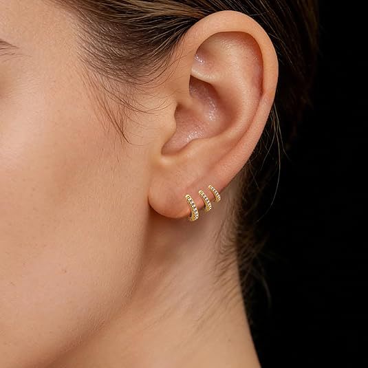 Damen Creolen-Set mit funkelnden Zirkonia und modernem Design Shop Nory