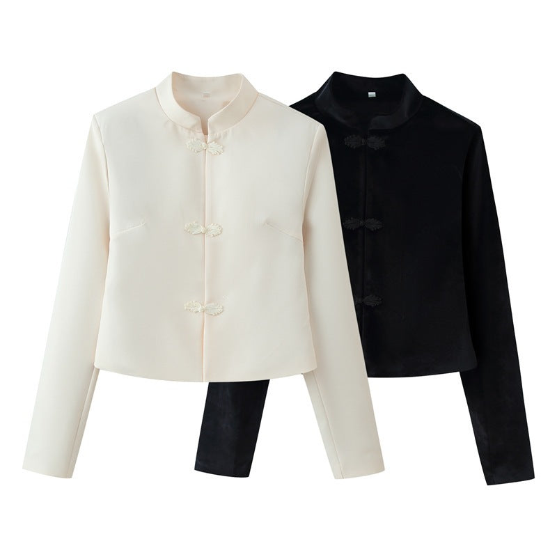 Damen Gekürzte taillierte Jacke mit Mandarinkragen und dekorativen Knebelverschlüssen Shop Nory
