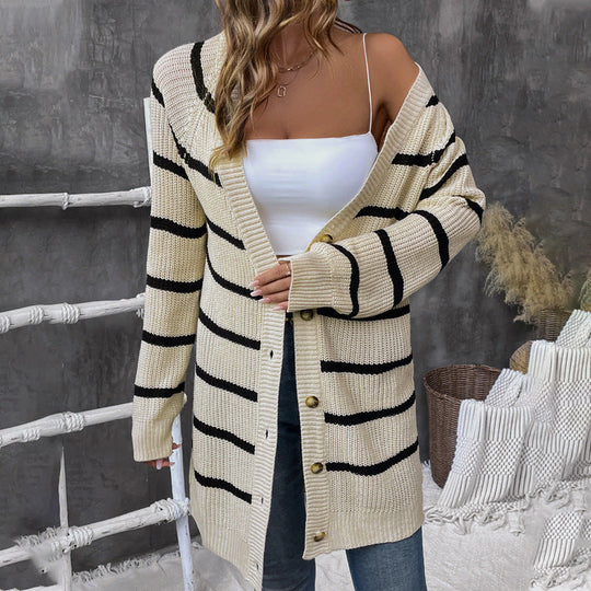 Damen Langer Oversize-Cardigan mit Rippenstruktur, Querstreifen und dekorativer Knopfleiste Shop Nory