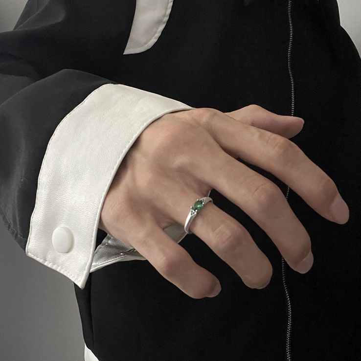 Damen Offener Ring mit elegantem Smaragd und filigranem Design Shop Nory