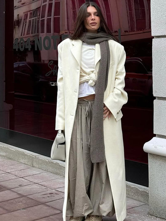Damen Longline-Wollmantel mit minimalistischer Knopfleiste, strukturierter Schulter und klassischem Reverskragen Shop Nory