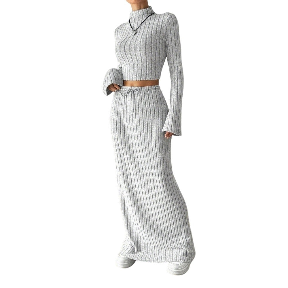 Damen gerippter Lounge-Zweiteiler mit Stehkragen-Crop und hochgeschnittenem Maxirock Shop Nory