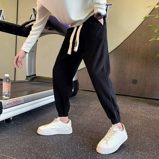 Herren Gerippte Relax-Jogginghose mit Tunnelzug, Eingrifftaschen und elastischen Saumabschlüssen Shop Nory