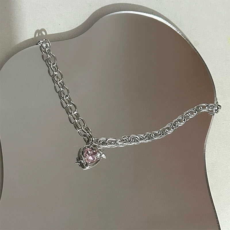Damen Kette mit herzförmigem Anhänger und robustem Gliederdesign Shop Nory