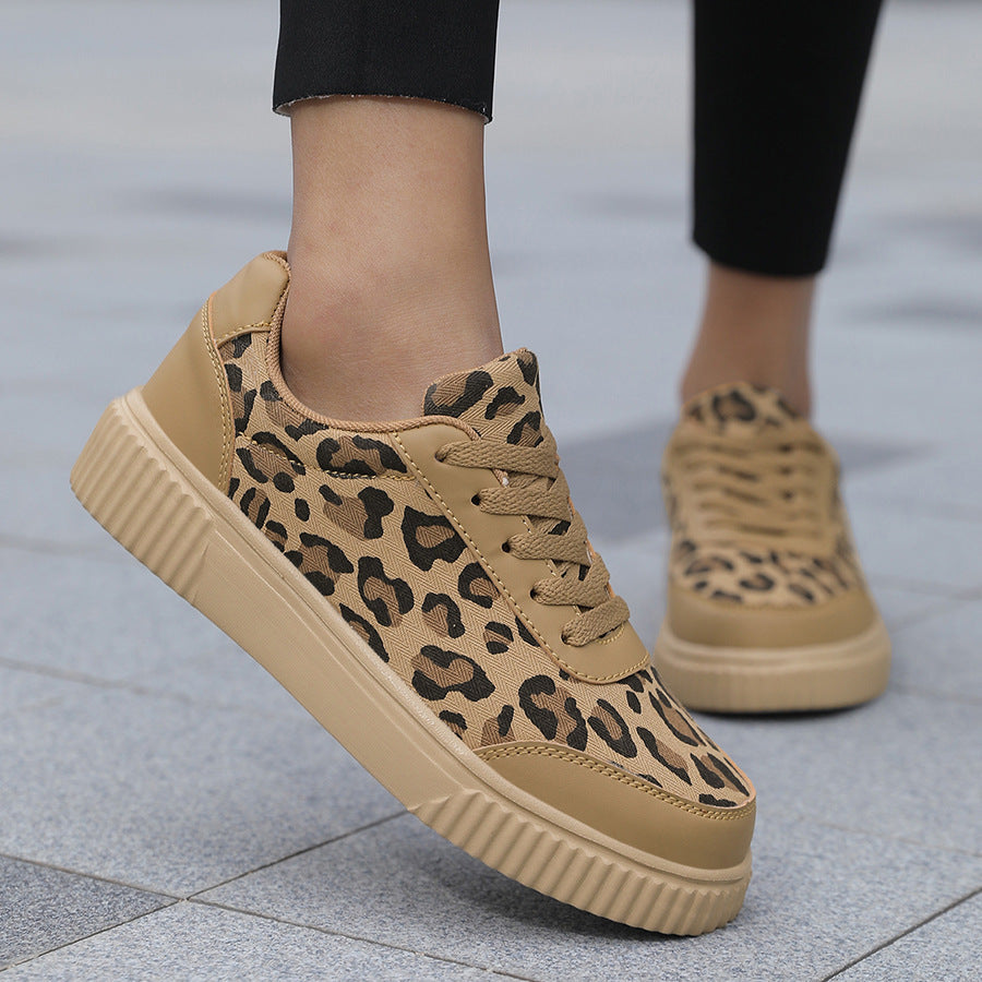 Damen Sneaker im trendigen Leopardenmuster mit bequemer Dämpfung