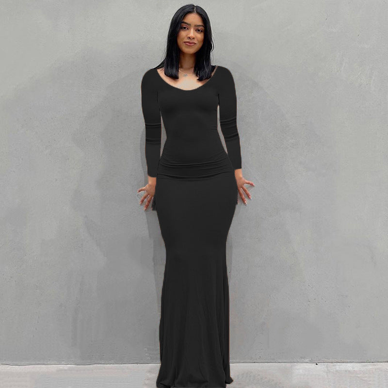 Damen Körperbetontes Maxi‑Jerseykleid mit taillierter Drapierung, langen Ärmeln und ausgestelltem Saum Shop Nory