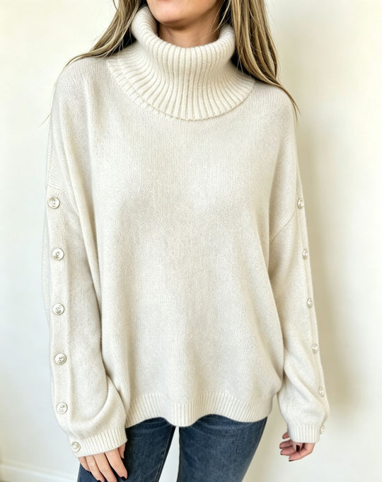 Damen Oversized Rollkragenpullover mit Ärmel-Knopfleiste Shop Nory