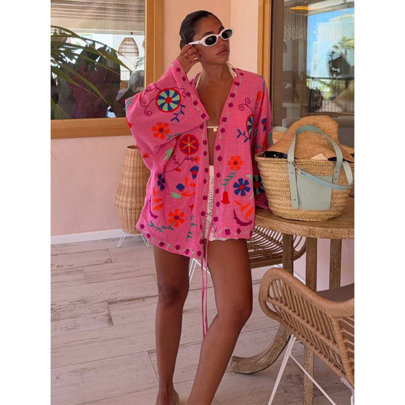Damen Bestickter Kurzkimono mit überweiten Ärmeln und farbenfroher Boho-Stickerei Shop Nory