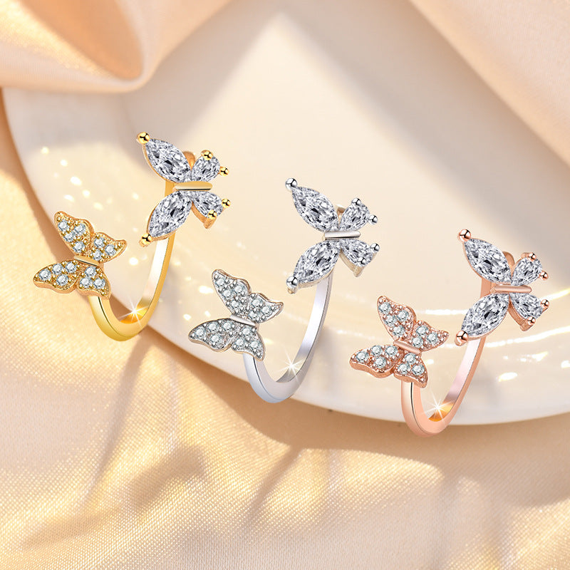 Damenring mit elegantem Schmetterlingsdesign und funkelnden Zirkonia Shop Nory