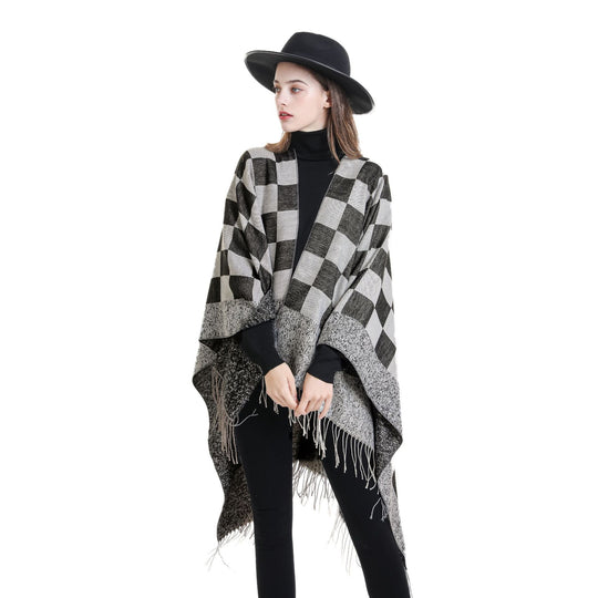Damen Oversized gewebter Poncho mit Rautenmuster und Fransen Shop Nory