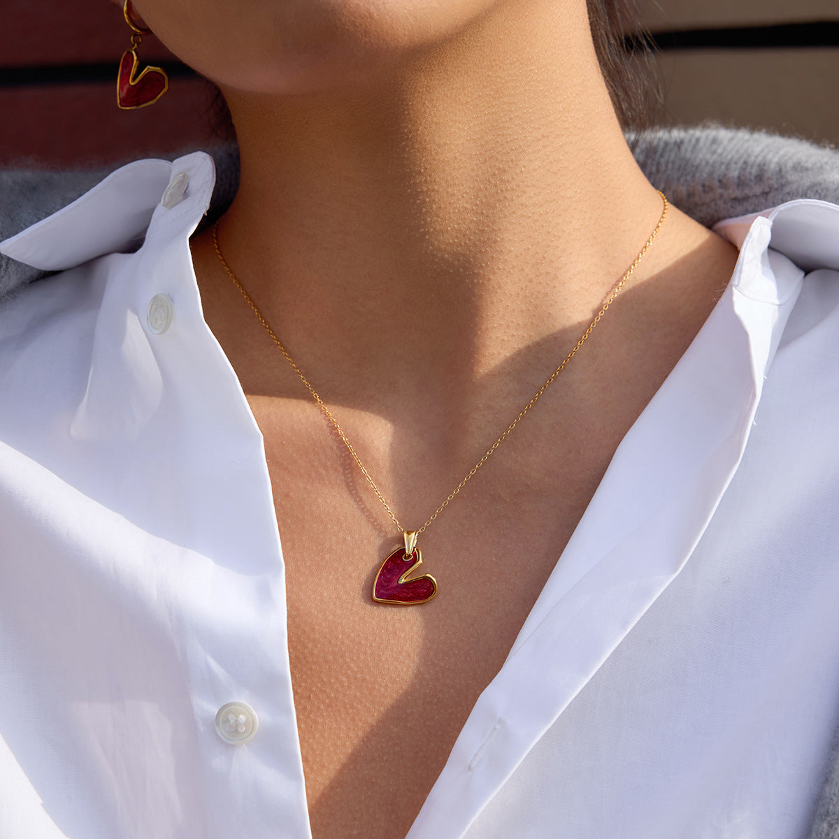 Damen Halskette mit herzförmigem Anhänger aus rostfreiem Edelstahl und hypoallergenen Eigenschaften Shop Nory