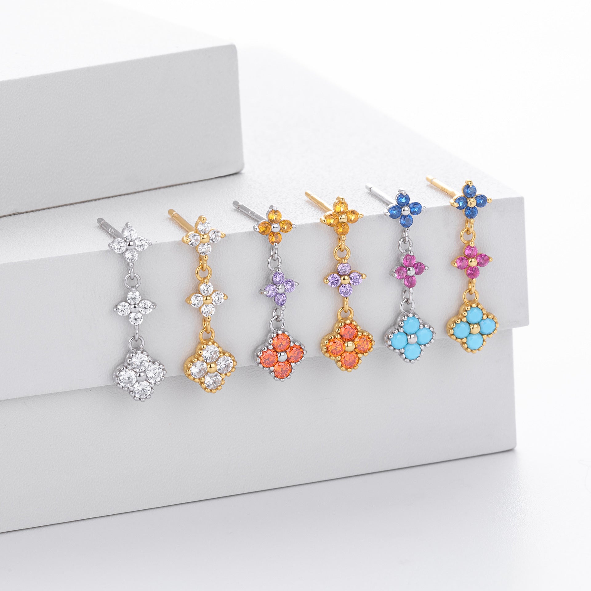 Damen Ohrhänger mit funkelnden Zirkonblüten aus hochwertigem 925 Sterlingsilber Shop Nory