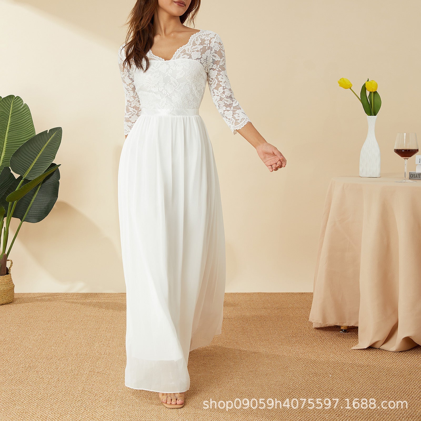 Damen elegantes Spitzenkleid