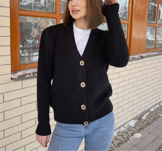 Damen Boxy-Grobstrick-Cardigan mit tiefer V-Leiste, Holzknopfverschluss und geripptem Saum Shop Nory