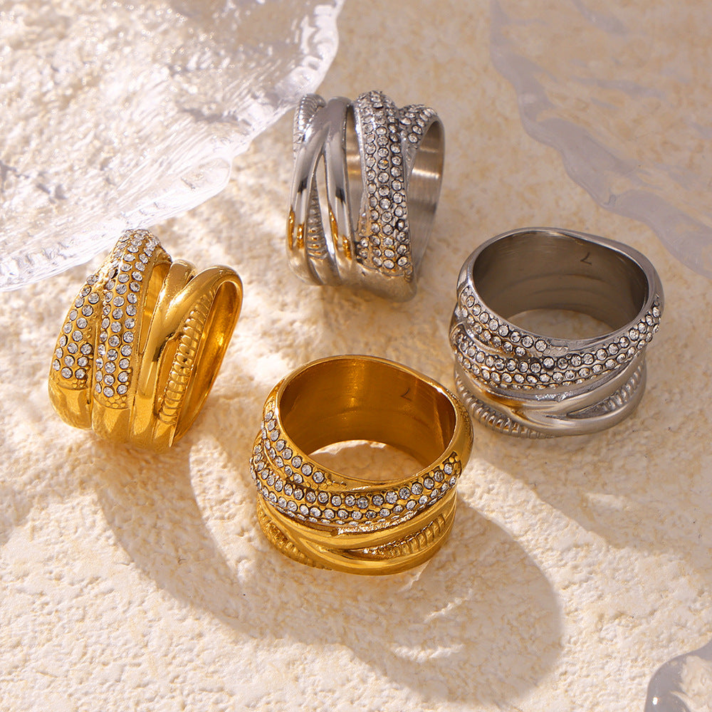 Damenring mit kunstvollem Zirkonbesatz aus hochwertigem Titanstahl Shop Nory