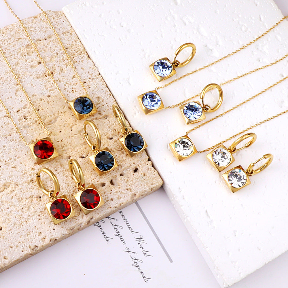 Damen zartes Schmuckset mit rundem Zirkonia-Anhänger und Edelstahlohrringen Shop Nory