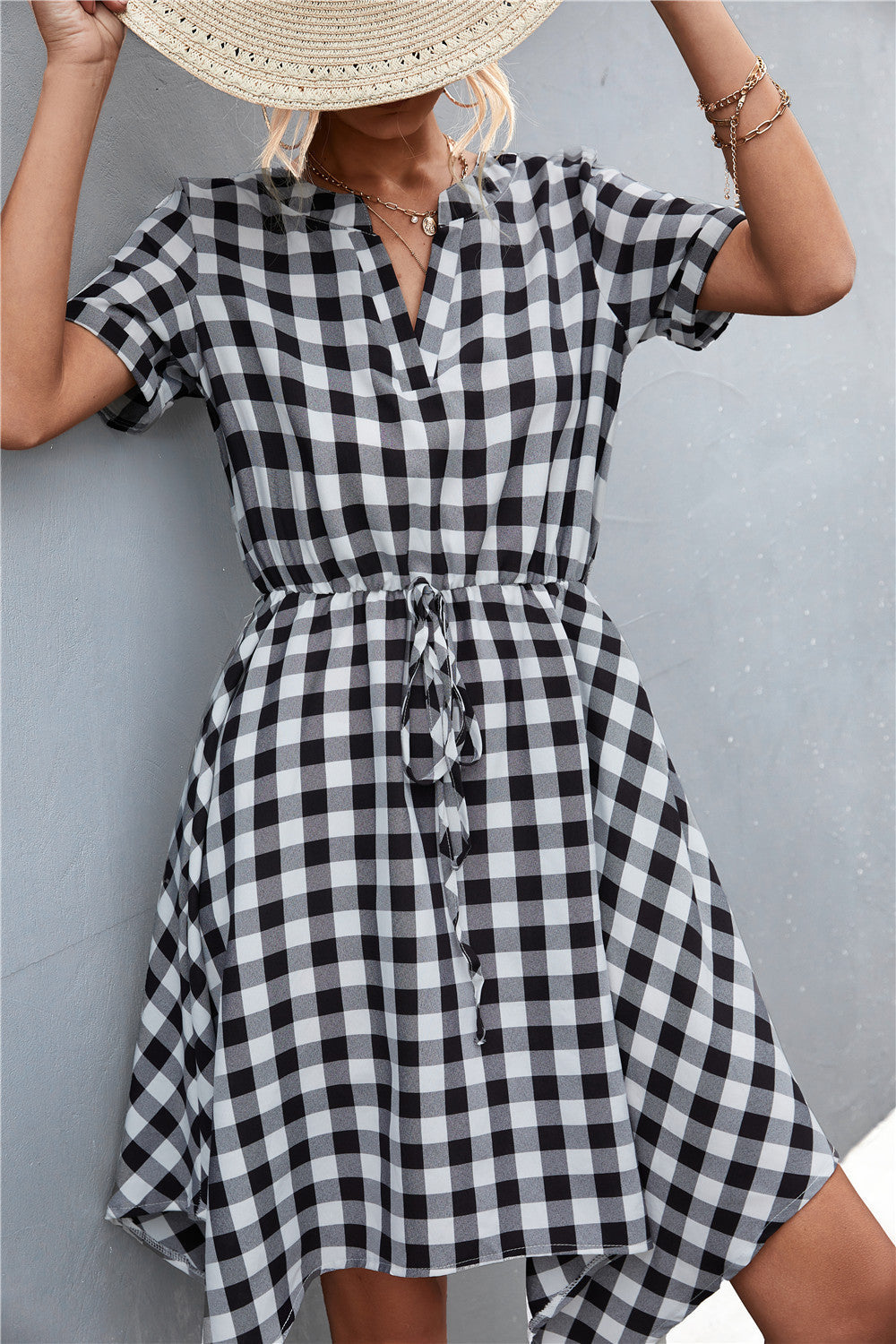 Damen Midikleid mit modernen Karomuster Shopnory