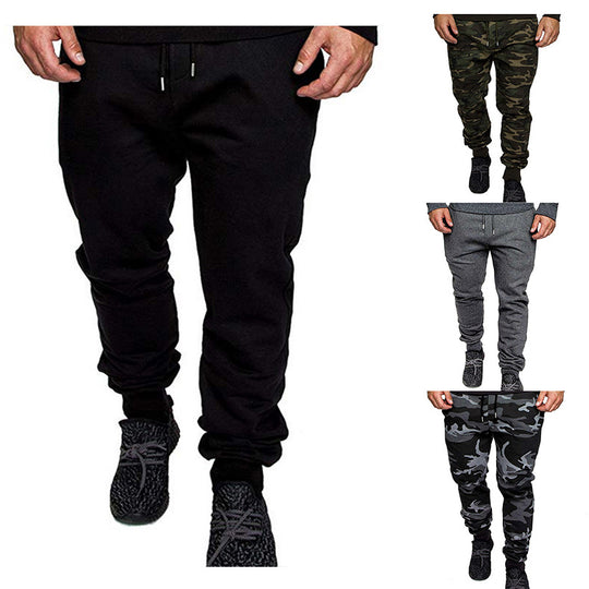 Herren Tapered Sweatpants aus Baumwollmix mit elastischem Bund, Tunnelzug und gerippten Bündchen Shop Nory
