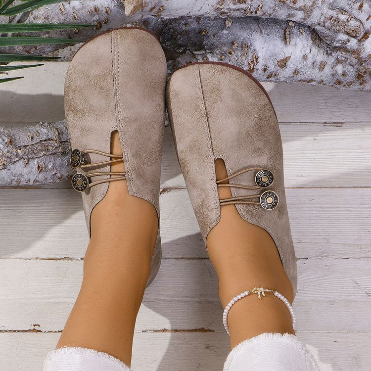 Damen komfortable Slipper mit modischen Knopfdetails