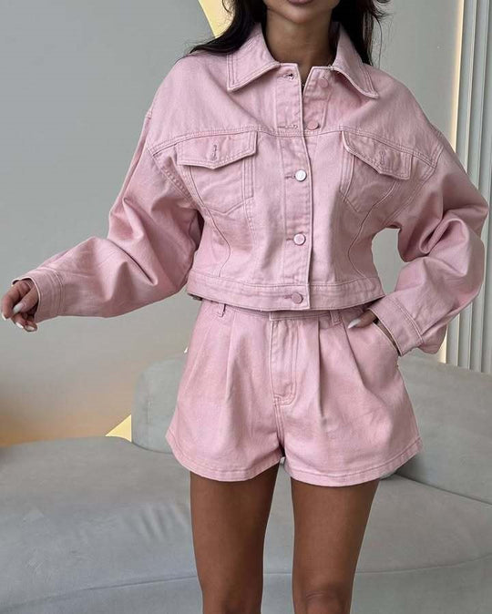 Damen Kurzgeschnittenes Jeans-Set mit verkürzter Jeansjacke und taillenhohen Shorts Shop Nory