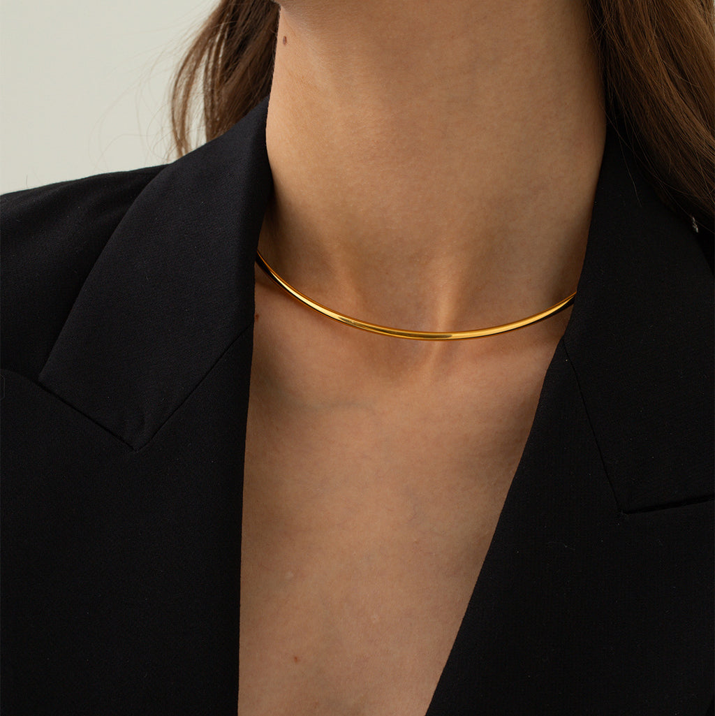 Damen Minimalistisches Armreif aus hochwertigem Edelstahl Shop Nory