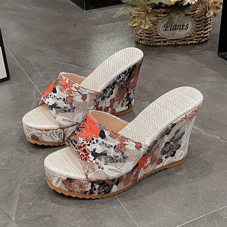 Damen Florale Brokat-Mules mit geflochtenem Jute-Plateau und ergonomischem Komfortfußbett Shop Nory