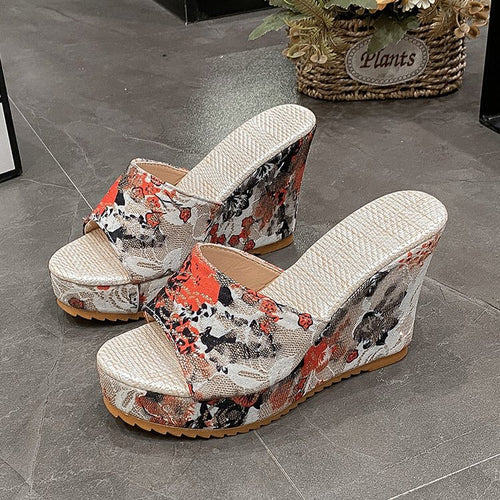 Damen Florale Brokat-Mules mit geflochtenem Jute-Plateau und ergonomischem Komfortfußbett Shop Nory