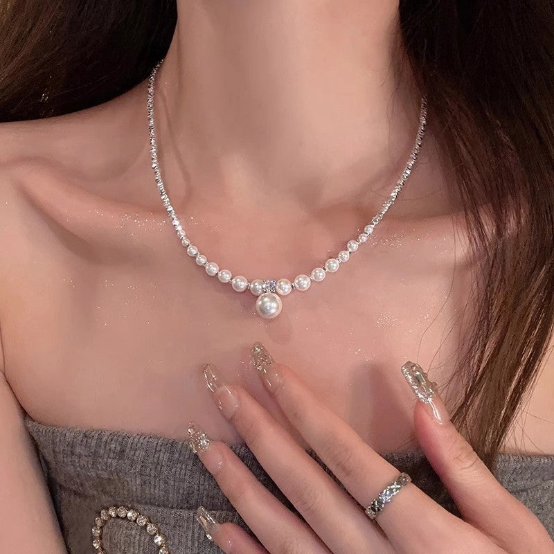 Damen Halskette mit luxuriösem Perlen- und Zirkonanhänger Shop Nory
