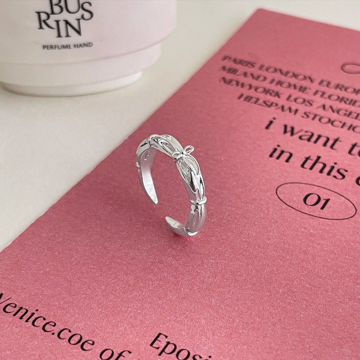 Damen Ring mit floralem Relief-Design Shop Nory