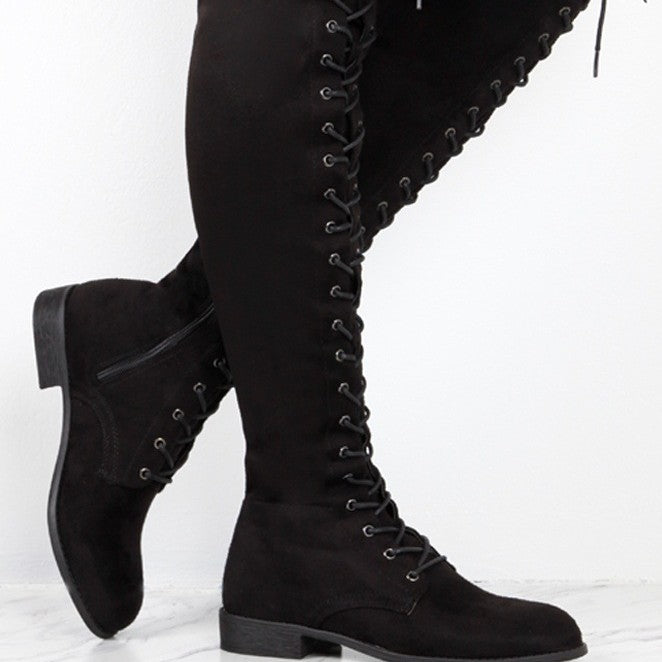 Damen Overkneestiefel aus weichem Wildleder mit dekorativem Schnür-Design