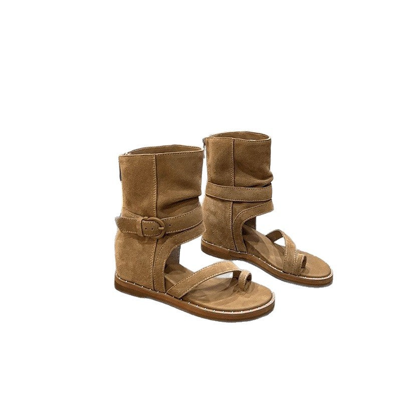 Damen knöchelhohe Veloursleder‑Sandalette mit Zehenring und verstellbarem Schaftriemen Shop Nory
