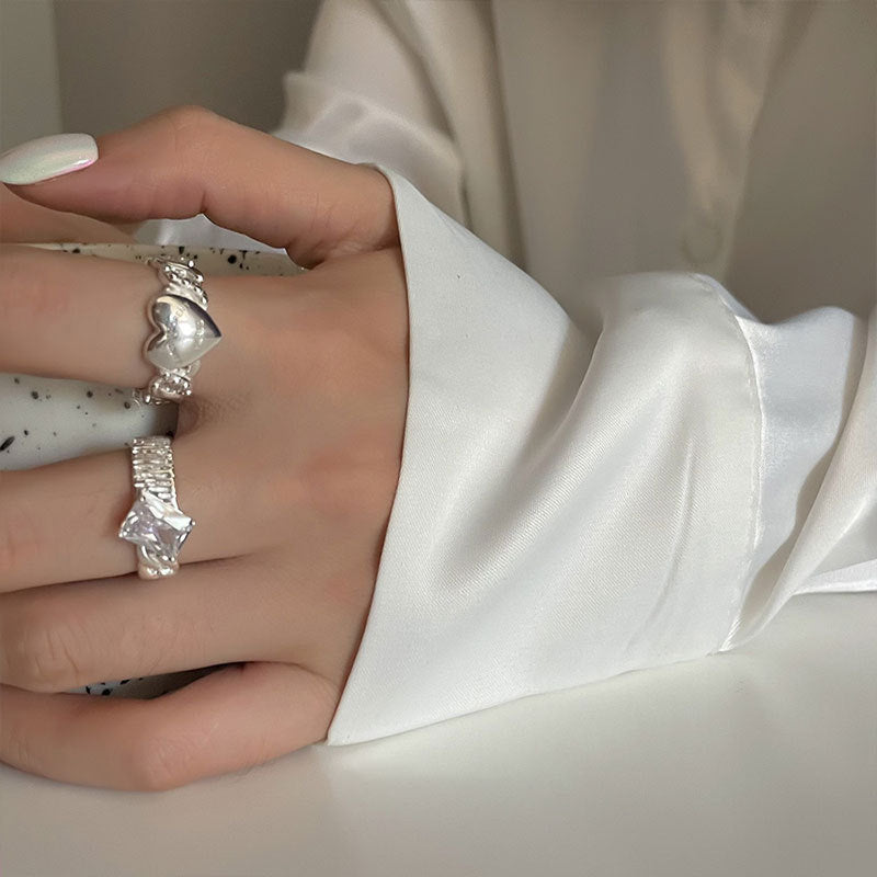 Damenring mit elegantem Design und funkelndem Zirkonstein Shop Nory