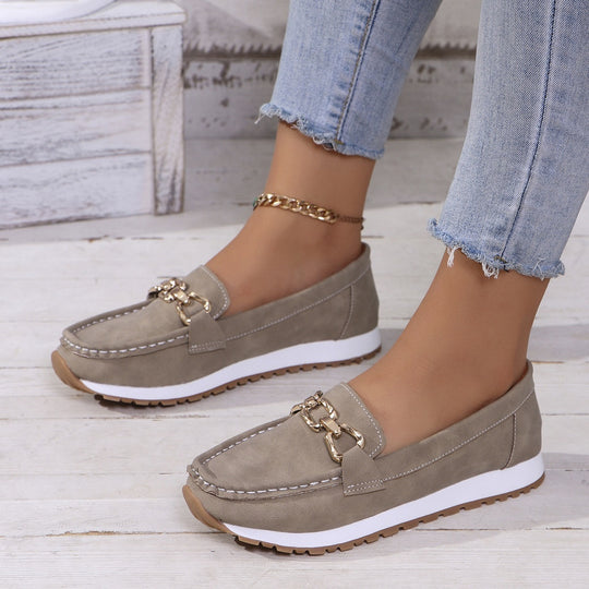 Damen Loafer im Mokassinstil mit profilierter Gummisohle und goldener Horsebit-Applikation Shop Nory