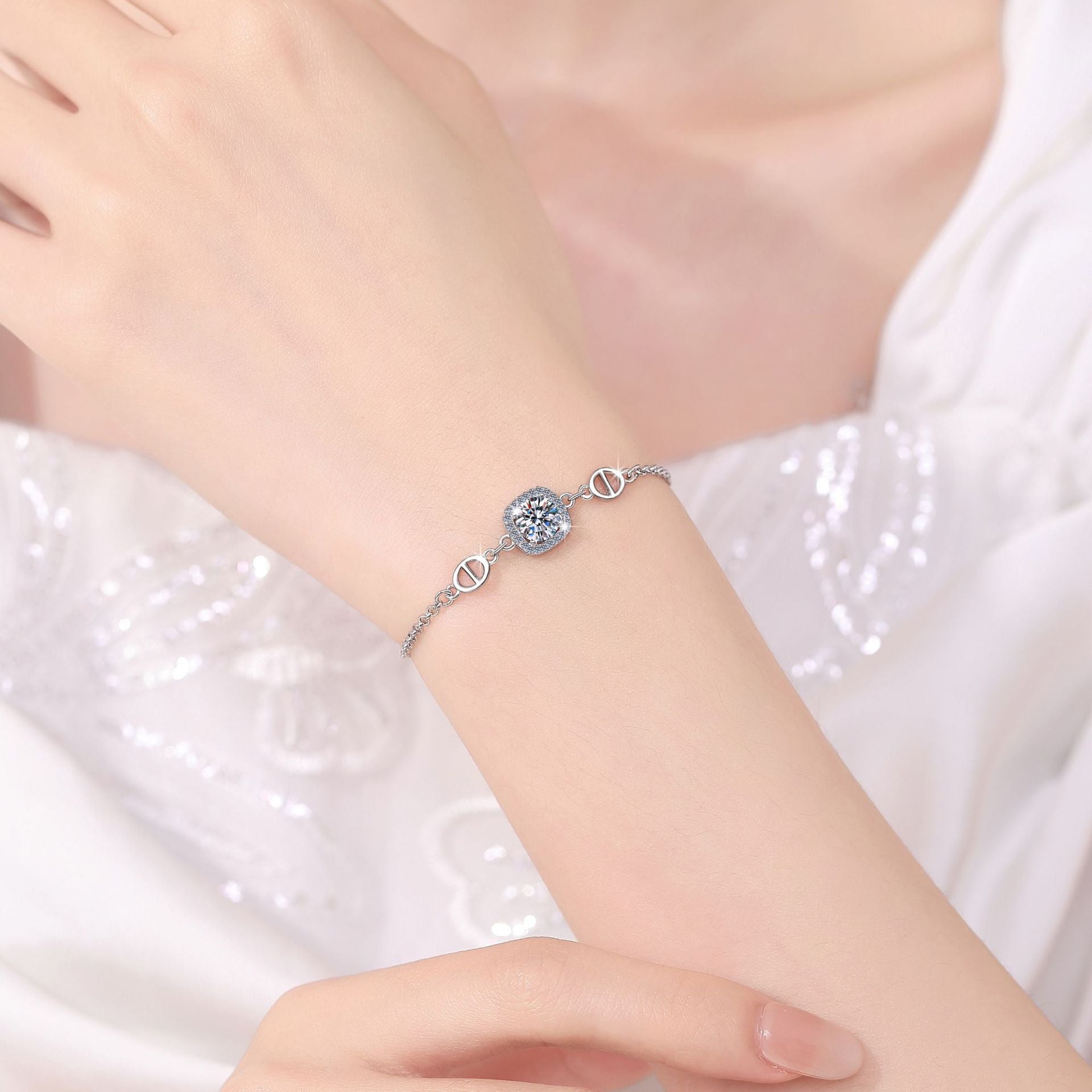 Damenarmband mit strahlend gelbem Kristall und funkelndem Zirkonia-Rahmen Shop Nory