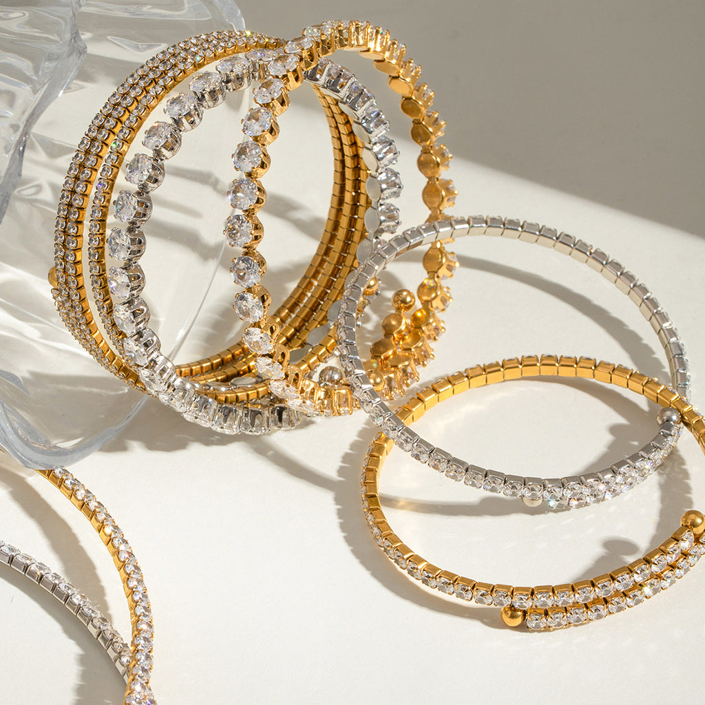 Damen Offenes Armband mit funkelnden Zirkonia-Akzenten Shop Nory