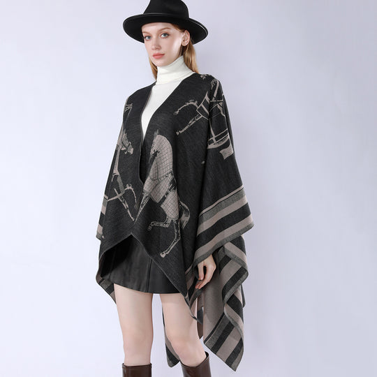 Damen Jacquard-Poncho-Überwurf mit Pferde-Motiv und kastiger Kimono-Silhouette Shop Nory