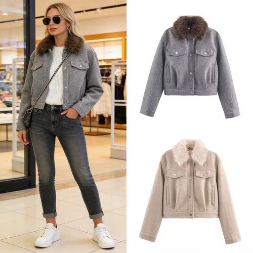 Damen Kurze Wolljacke mit voluminösem Fellkragen, Druckknopf‑Front und aufgesetzten Brusttaschen Shop Nory