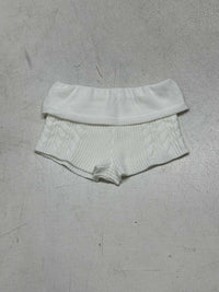 Gewicht: 0,36 kg Oberteil / 0,17 kg Shorts