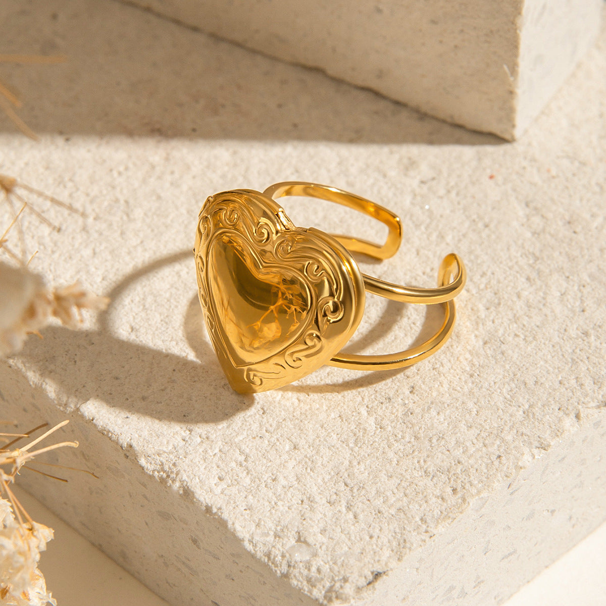 Damen Herzförmiger Ring aus hypoallergenem Edelstahl mit elegantem Design Shop Nory